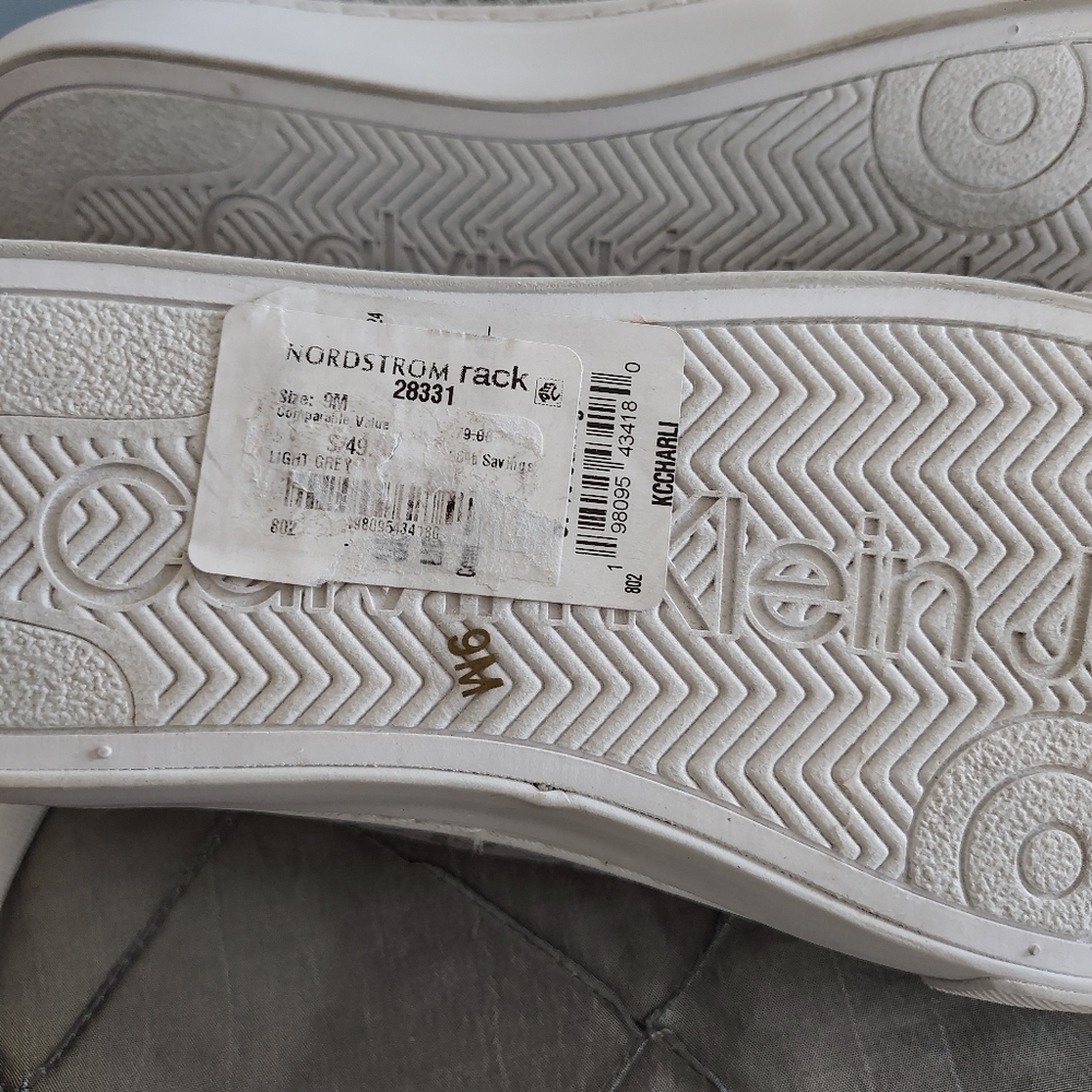 Calvin Klein Charli Grey Logo Low Top Sneakers on 9M - Picture 4 of 8